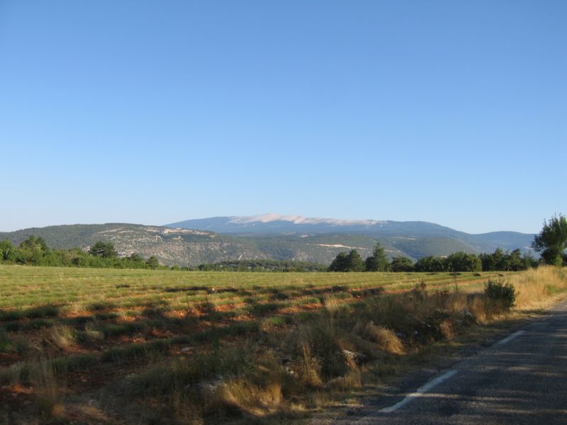 2009-08-06 Ventoux (00) Summit still far away